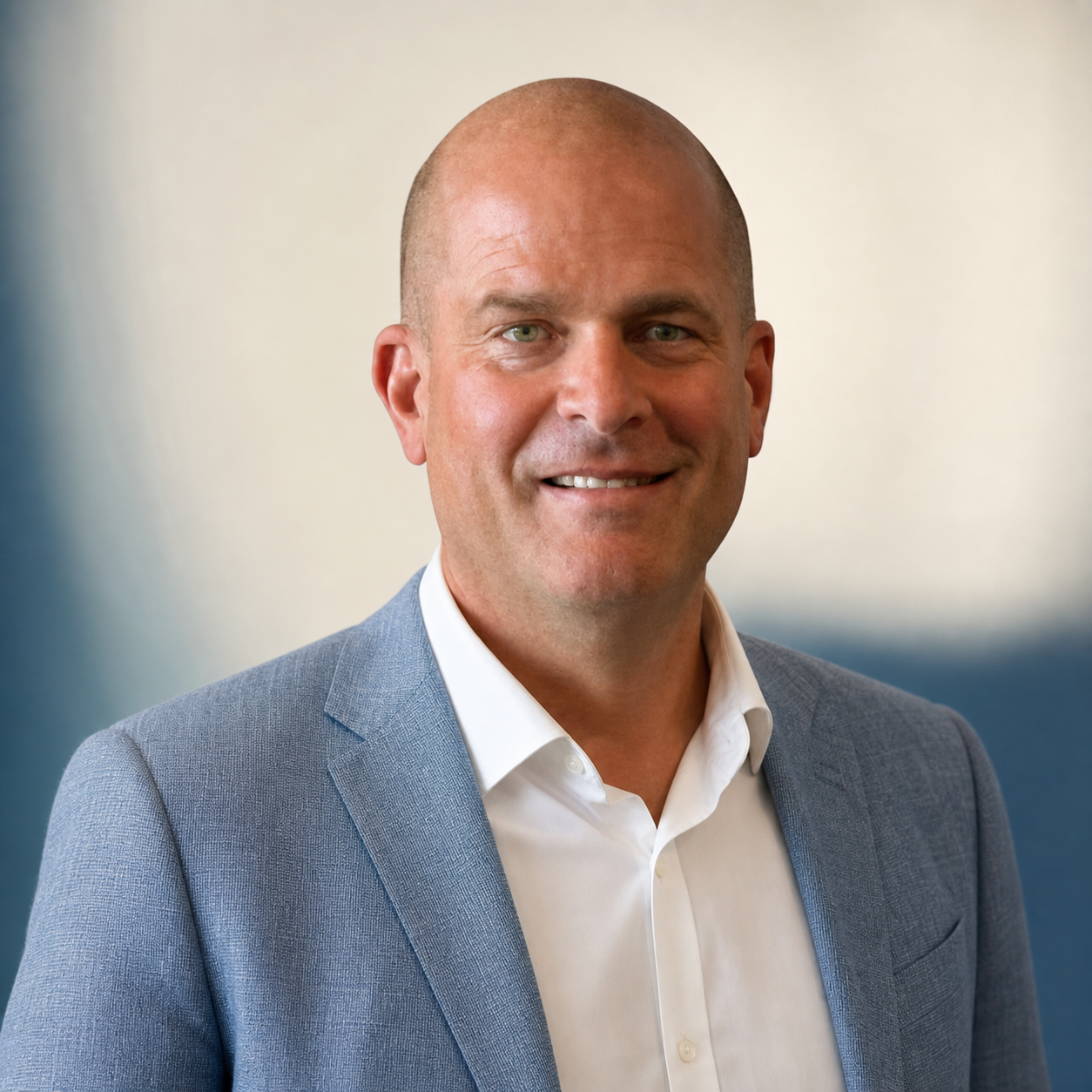 Portrett av Lars Moltu, gründer og daglig leder i Naviqon
